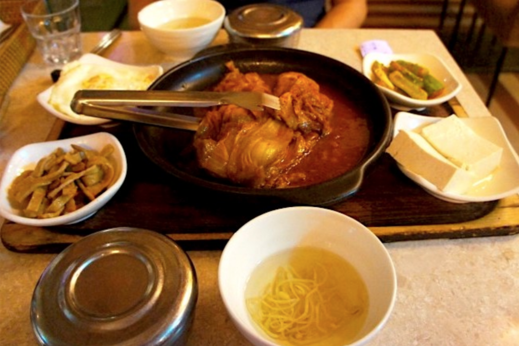 Kimchi-jjim at Namul Meongneun Gom