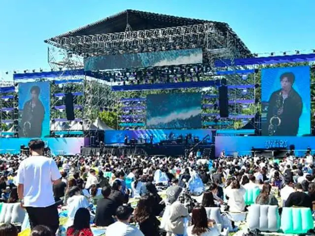 Joy Olpark Festival Performance