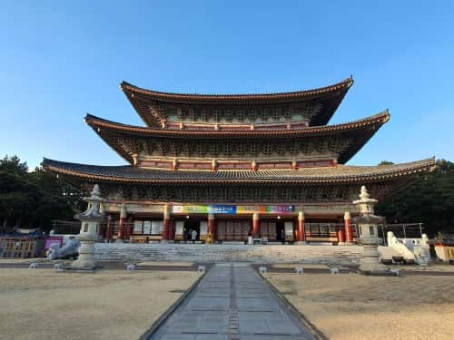 Yakcheonsa Temple