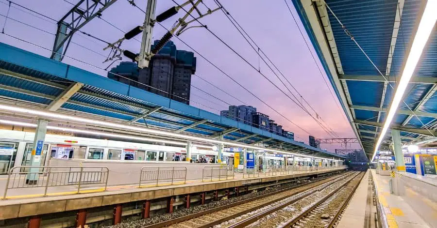 รถไฟใต้ดินและรถบัสโซล, การขนส่งสาธารณะในกรุงโซล