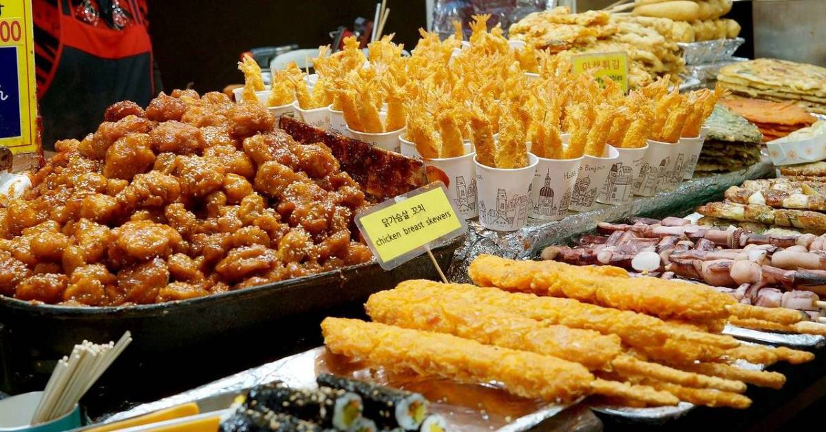 Best Korean Street Food - Updated 2025 & Market Guide - IVisitKorea