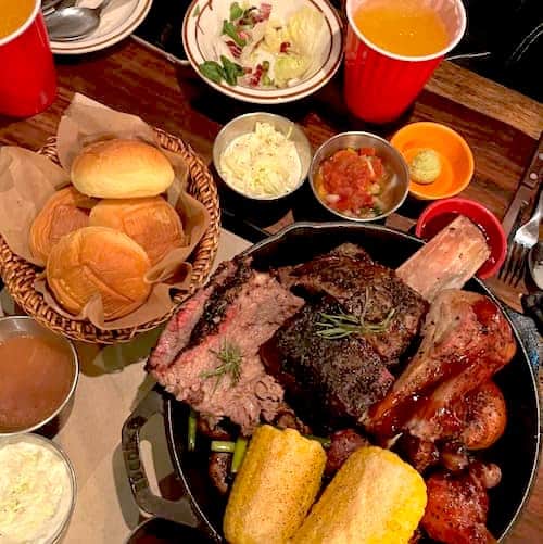 low & slow - barbecue restaurant 