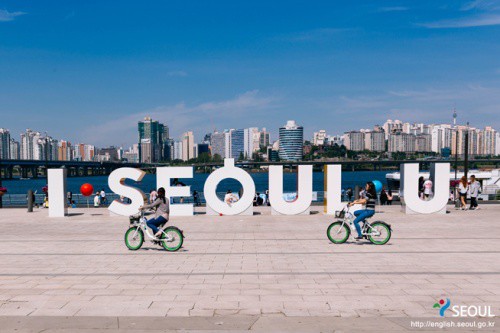 I Seoul U Yeouido Hangang Park