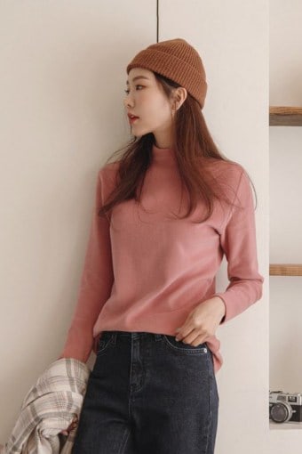 Colored Mock-Neck Napped T-Shirt