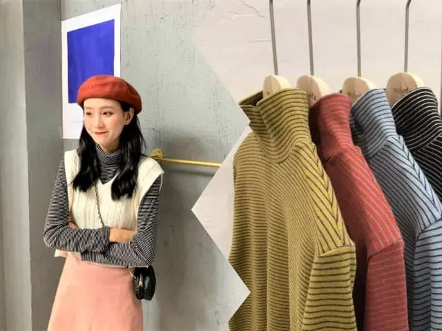 Turtleneck Striped Top_c