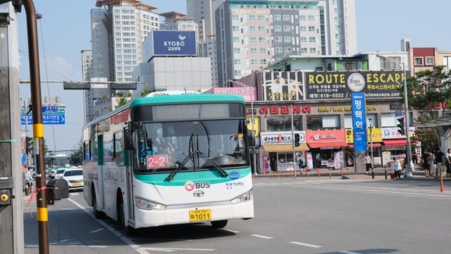a bus outside of pyeongtaek station in pyeongtaek, south korea