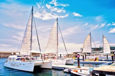 Luxury Yacht Tour in Jeju