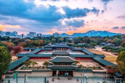 Free Walking Tour Changgyeonggung Palace