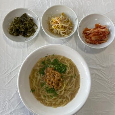 sea urchin noodle