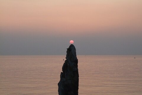 Chuam Chotdaebawi Rock best things to do in gangwon-do