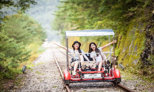 sepeda rel jeongseon hal terbaik untuk dilakukan di gangwon-do