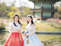 Hanbok Rental & Photoshoot