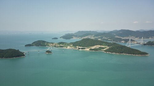 เกาะกอมุนโด