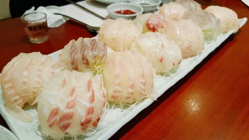 선창횟집 ร้านอาหารท้องถิ่นปูซาน
