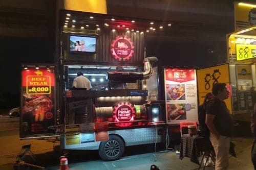 Hangang Moonlight Market Food Truck