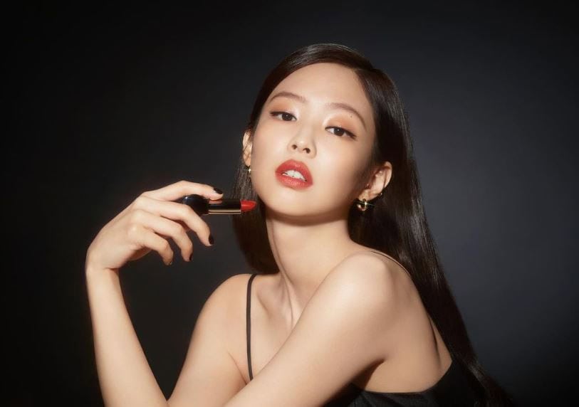 Jennie's Red Lips Makeup Inspiration