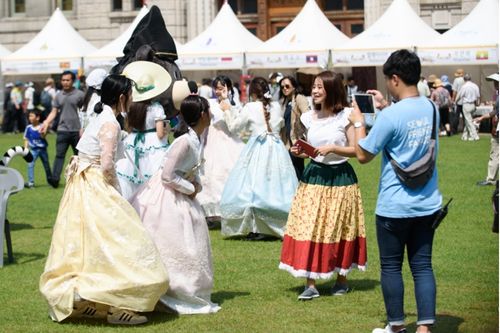 World Costume Exhibition in Seoul Friendship Festival