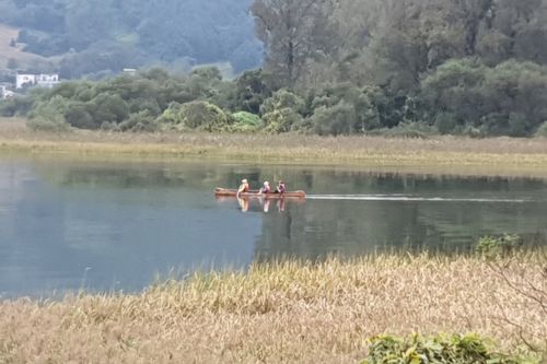 Jungdo Mullegil in canoa