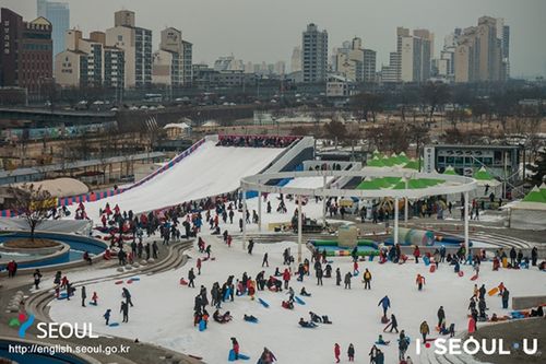 Ttukseom Hangang Park Sledding Hill