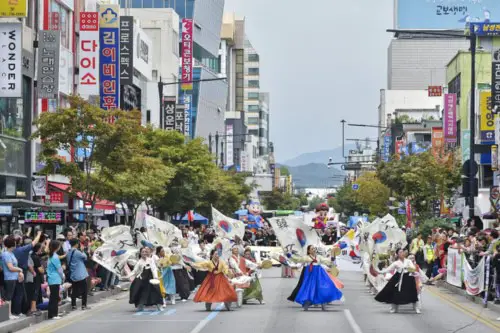 Wonju-Dancing-Carnival