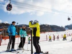 Tur Belajar Ski Satu Hari di Resor Ski Vivaldi Park