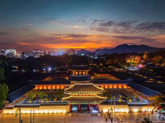 Changgyeonggung Palace by night