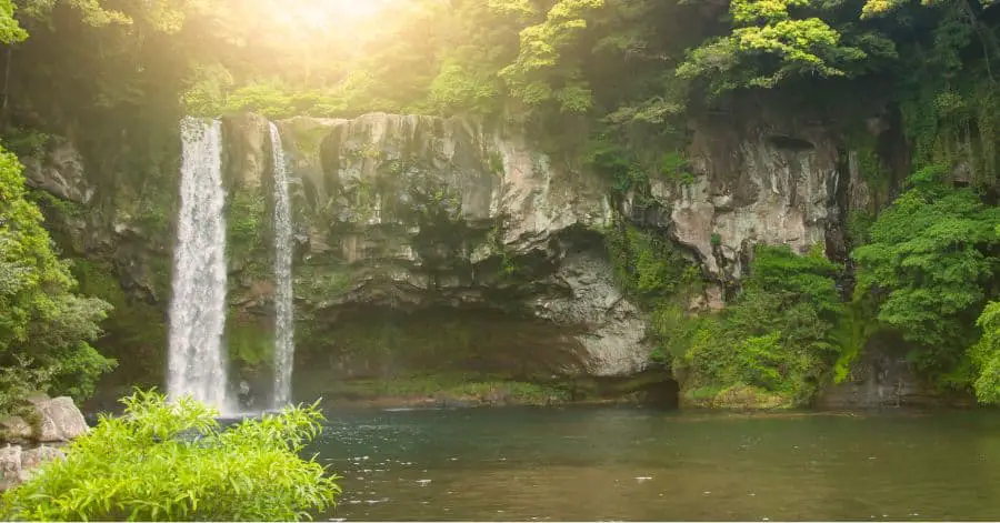 cheonjiyeon fall