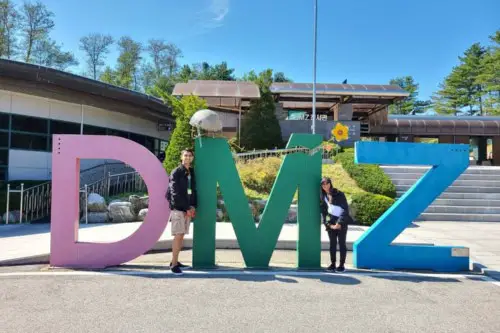 Bus Antar-Jemput DMZ Pulang Pergi dari Seoul