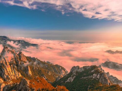 Bukhansan National Park Hiking Tours with lunch - Image 4