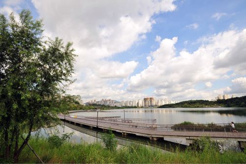 廣橋湖公園(광교호수공원)