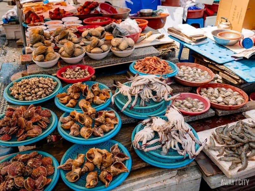 Pick & Feast on Seafood at Jagalchi Market