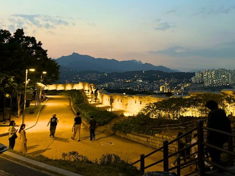 Walk the Seoul City Wall in the Evening