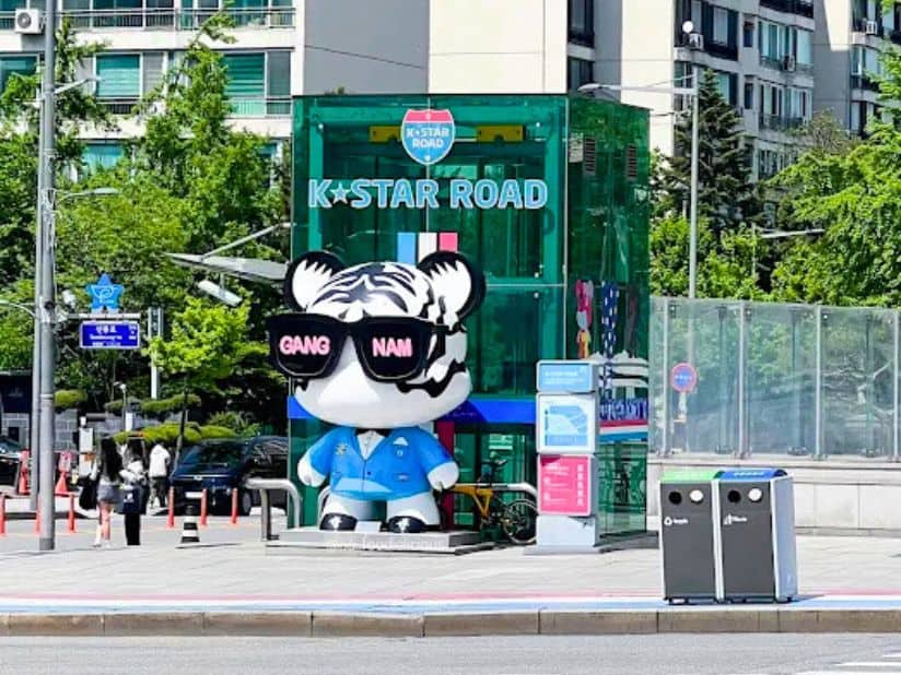 Capture K-Pop Glam on Cheongdam’s K-Star Road