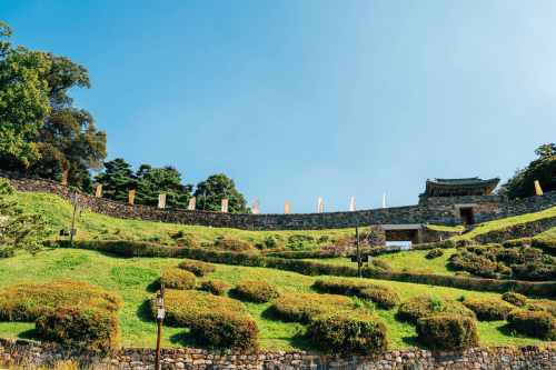 Excursiones de un día a Gongju desde Seúl: Aventura en avioneta vs. Tour del patrimonio de Baekje - Imagen 3