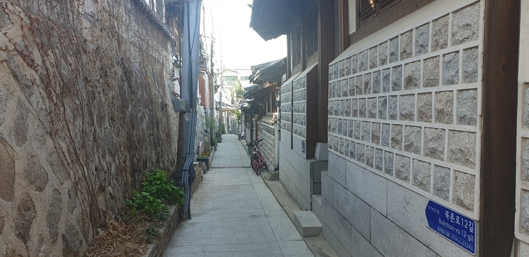 Strada del villaggio di Bukchon Hanok
