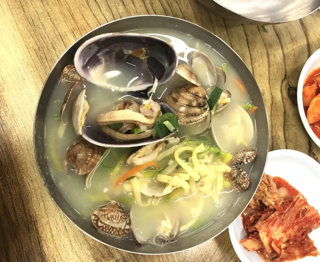 What to eat in Korean beach