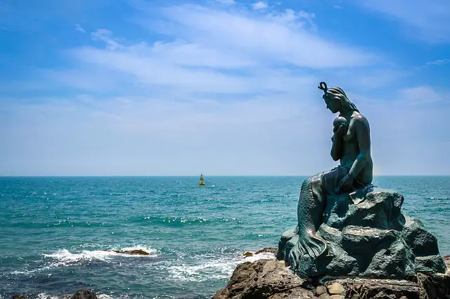 mermaid statue in Haeundae