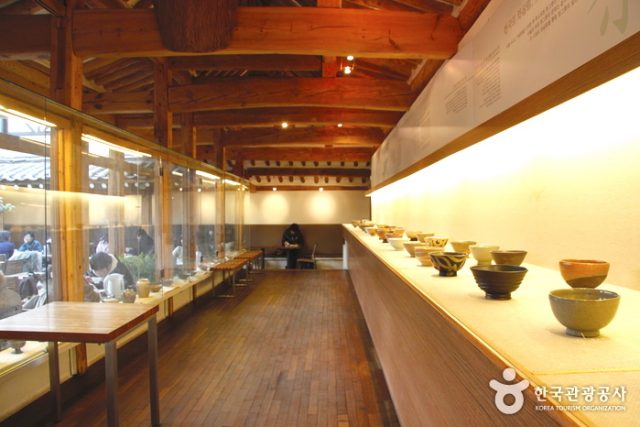 Tea Museum in Insadong Seoul